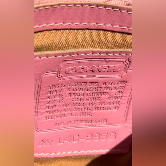 Baby pink coach purse 💗 - Picture 7 of 7